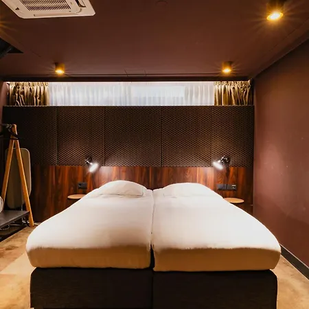 Hotel De Jonker Urban 4*