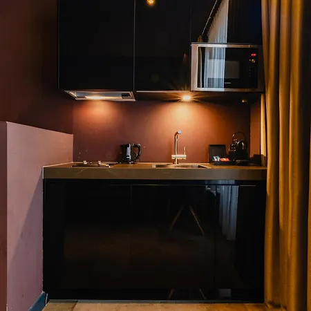 Hotel De Jonker Urban & 4*