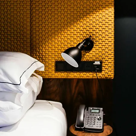 De Jonker Urban & 4*